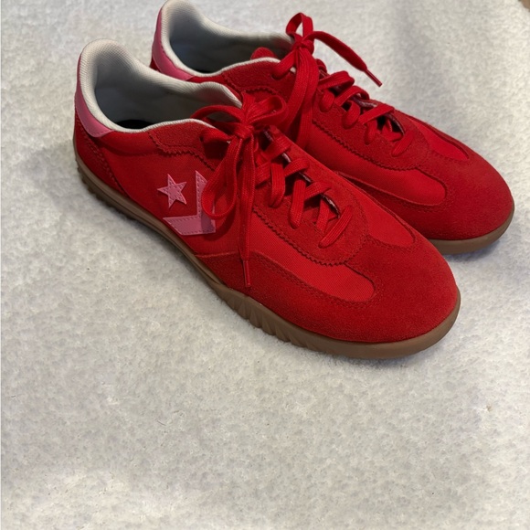 Converse red & pink run star trainers - Picture 2 of 6